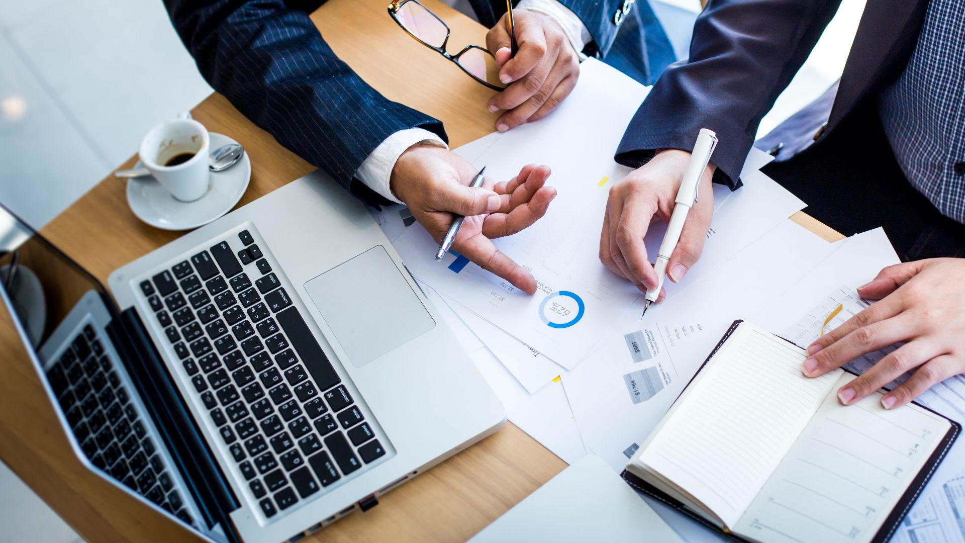 La nostra passione per l'informatica, l'elettronica e la meccanica ci permette di aiutarti a trasformare <strong>le tue idee in progetti concreti. Siamo sviluppatori software, ma attraverso le nostre competenze nella progettazione hardware, realizziamo prototipi completi (hardware + software). Possiamo aiutarti a completare la tua progettazione meccanica, elettronica o informatica, grazie anche ad una fitta rete di partner tecnologici.